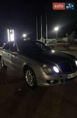Mercedes-Benz E-Class 2002