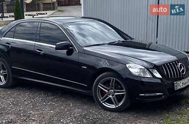 Mercedes-Benz E-Class 2011
