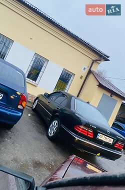 Mercedes-Benz E-Class 2001