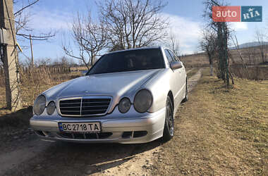 Mercedes-Benz E-Class  2001