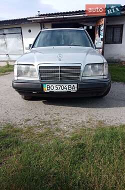 Mercedes-Benz E-Class  1996
