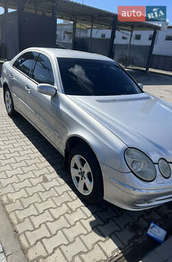 Mercedes-Benz E-Class  2003