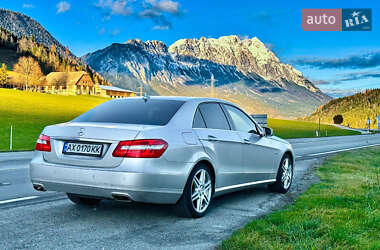 Mercedes-Benz E-Class  2011