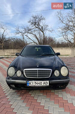 Mercedes-Benz E-Class  2000