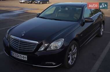 Mercedes-Benz E-Class 2010