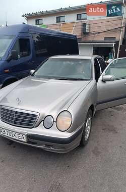 Mercedes-Benz E-Class  1999