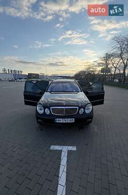 Mercedes-Benz E-Class  2005
