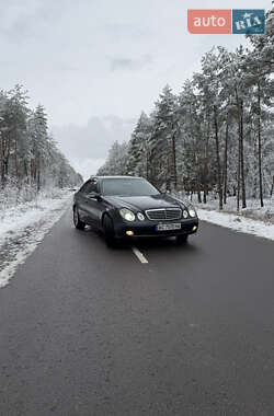 Mercedes-Benz E-Class  2003