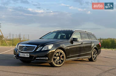 Mercedes-Benz E-Class 2011