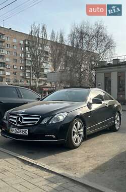 Mercedes-Benz E-Class  2010