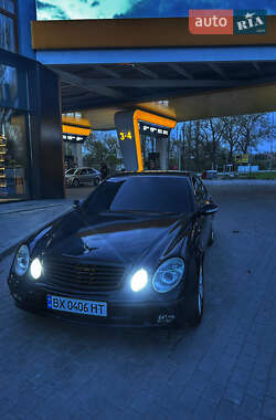 Mercedes-Benz E-Class  2002