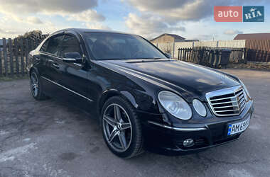 Mercedes-Benz E-Class  2006