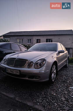 Mercedes-Benz E-Class  2004
