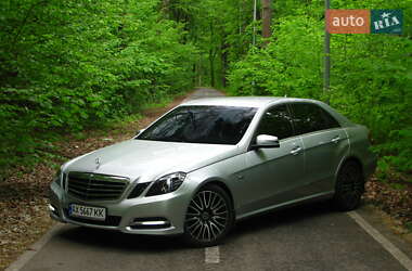 Mercedes-Benz E-Class  2011
