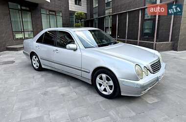 Mercedes-Benz E-Class  2000
