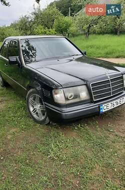 Mercedes-Benz E-Class  1992