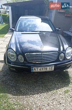 Mercedes-Benz E-Class  2004