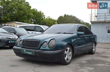 Mercedes-Benz E-Class  1997