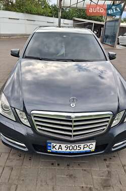Mercedes-Benz E-Class  2011