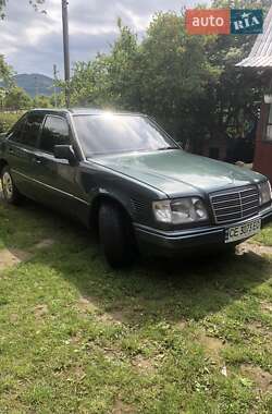 Mercedes-Benz E-Class  1994