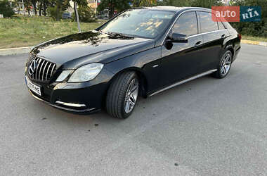 Mercedes-Benz E-Class 2011