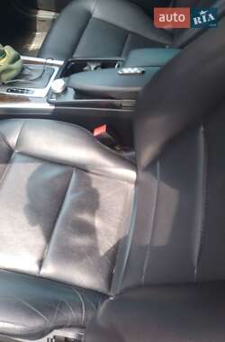 Mercedes-Benz E-Class  2010
