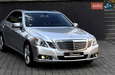 Mercedes-Benz E-Class  2009