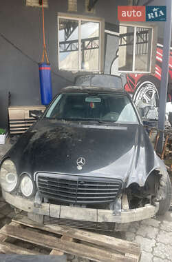 Mercedes-Benz E-Class  2003
