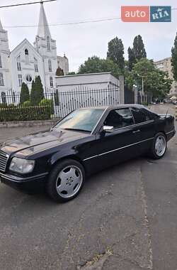 Mercedes-Benz E-Class  1994