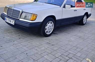 Mercedes-Benz E-Class  1988
