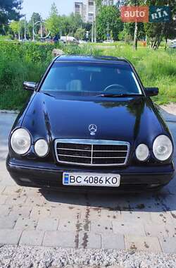Mercedes-Benz E-Class  1999