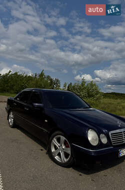Mercedes-Benz E-Class  1998