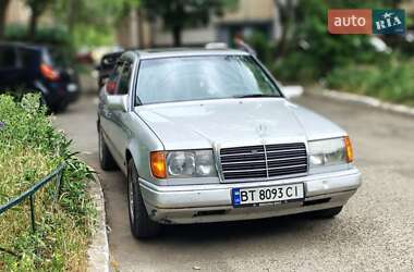 Mercedes-Benz E-Class  1989