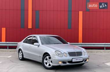 Mercedes-Benz E-Class  2002