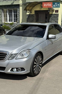 Mercedes-Benz E-Class  2011