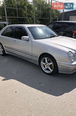 Mercedes-Benz E-Class  1999