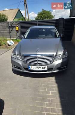 Mercedes-Benz E-Class 2010