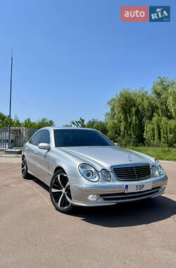 Mercedes-Benz E-Class  2004