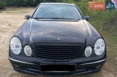 Mercedes-Benz E-Class 2005
