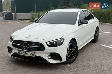 Mercedes-Benz E-Class  2021