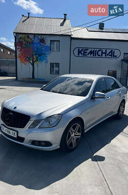Mercedes-Benz E-Class 2010
