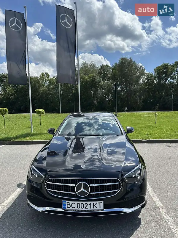 Mercedes-Benz E-Class 2021