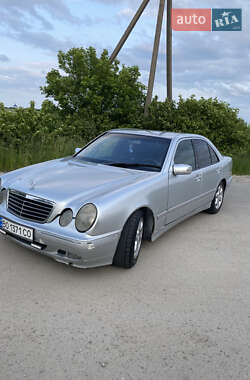 Mercedes-Benz E-Class 1999