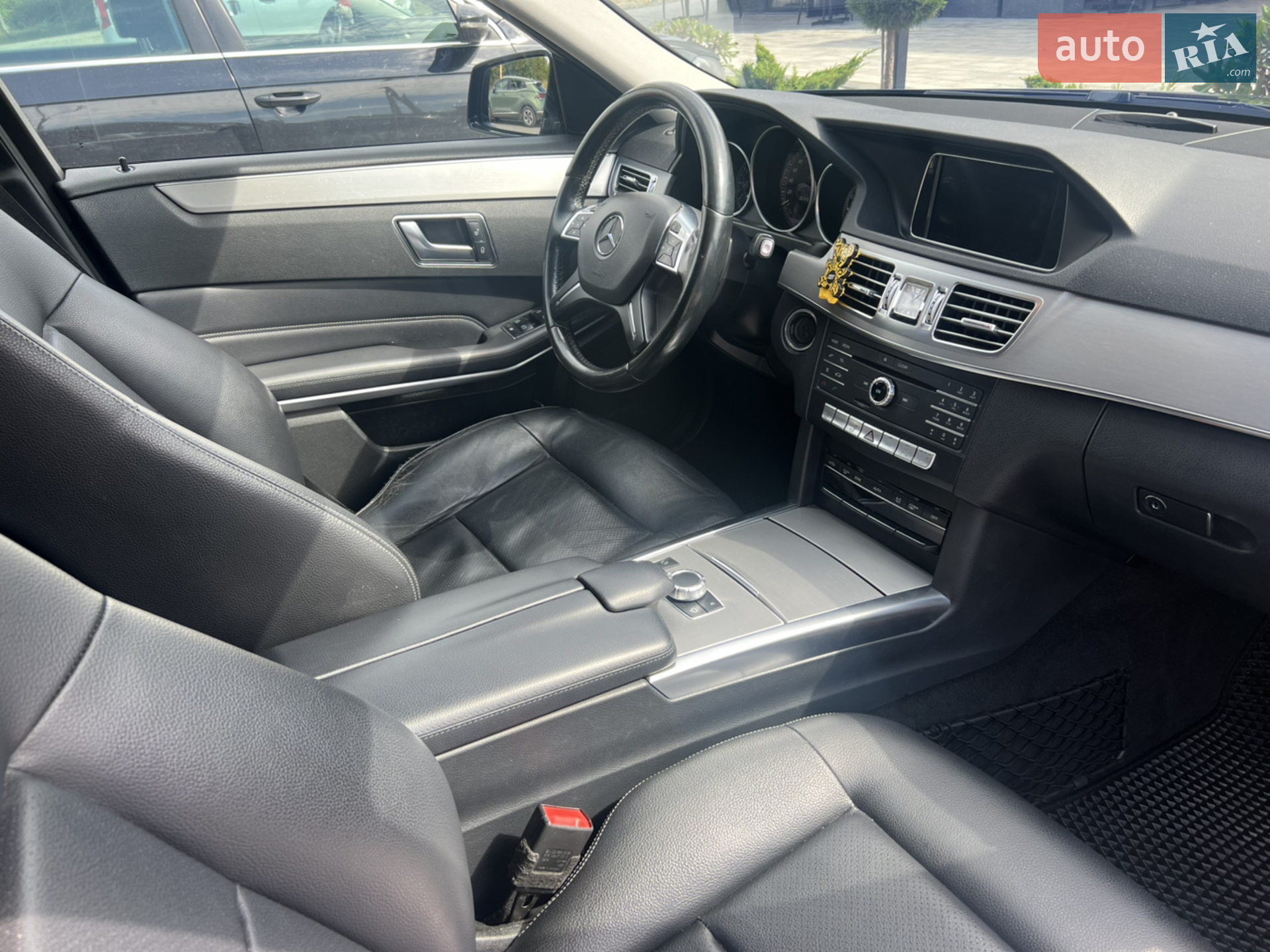 Mercedes-Benz E-Class 2016 VIN WDD2122061B330447 фото оголошення 10 з 10