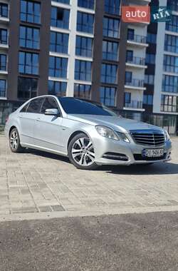 Mercedes-Benz E-Class  2010