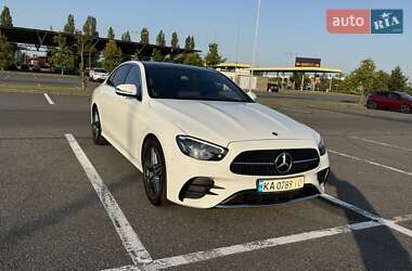 Mercedes-Benz E-Class 2022