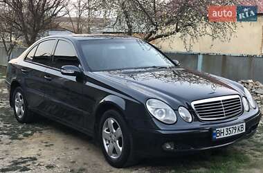 Mercedes-Benz E-Class  2002