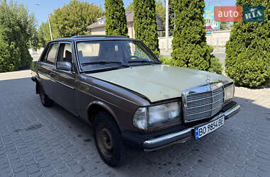 Mercedes-Benz E-Class  1983