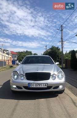 Mercedes-Benz E-Class  2003