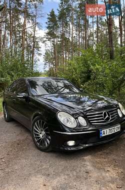 Mercedes-Benz E-Class  2004